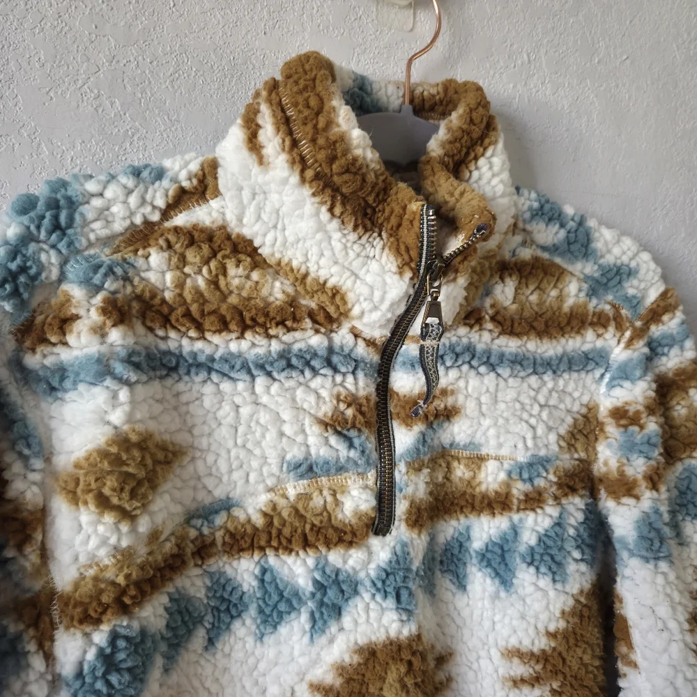 Cozy Sherpa Sweater - White Brown, Blue - Picture 3 of 5